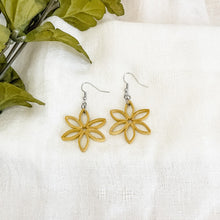 Load image into Gallery viewer, Handmade lightweight paper quilled earrings in a flower outline shape. Gold color..
