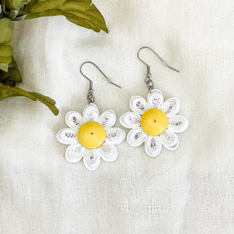 Handmade lightweight paper quilled earrings in a Daisy flower shape. White & Yellow color.